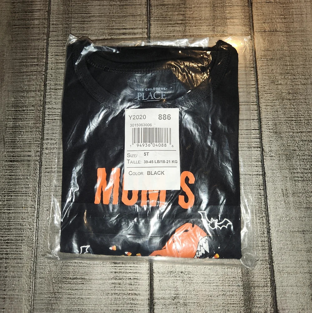 NWT The Children's Place Black Halloween Pumpkin Graphic Tee